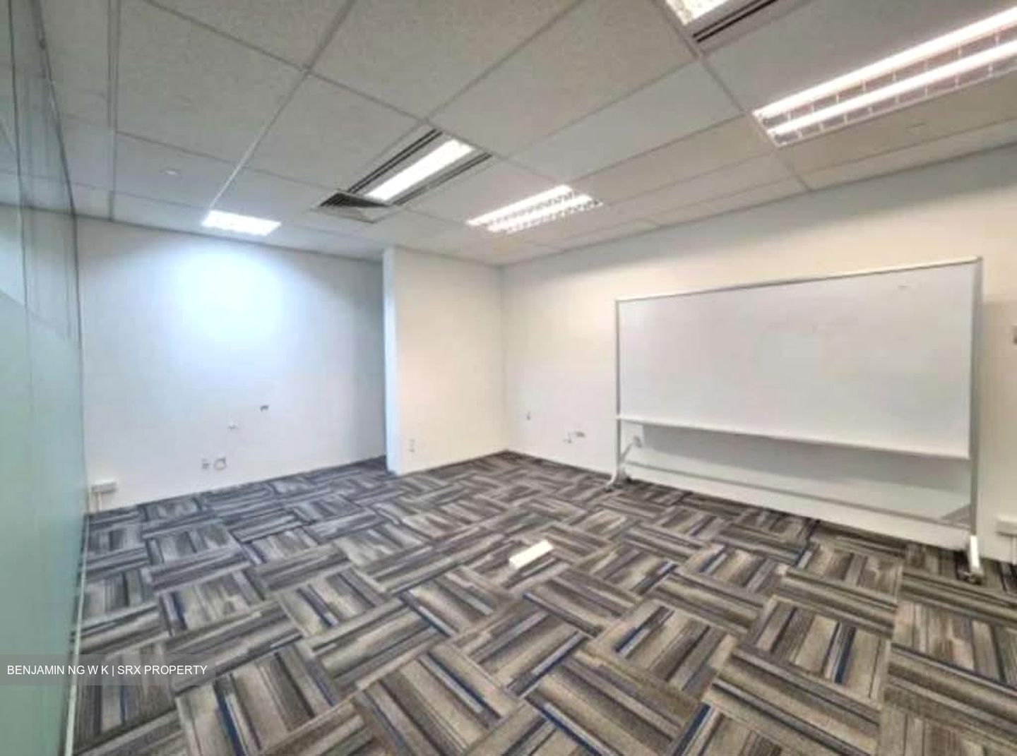 MYP Plaza (D1), Office #567727351